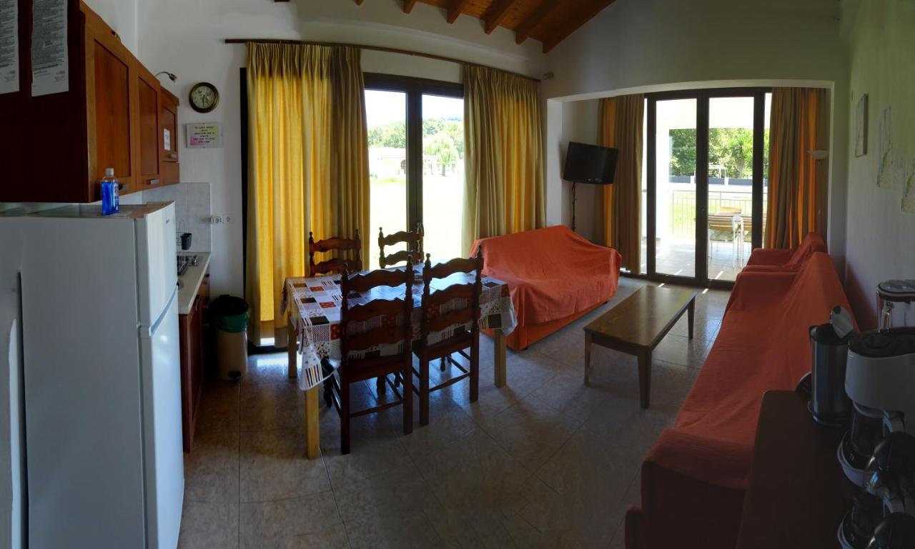 Parissis Eden Villas Skiathos Troulos Eksteriør billede