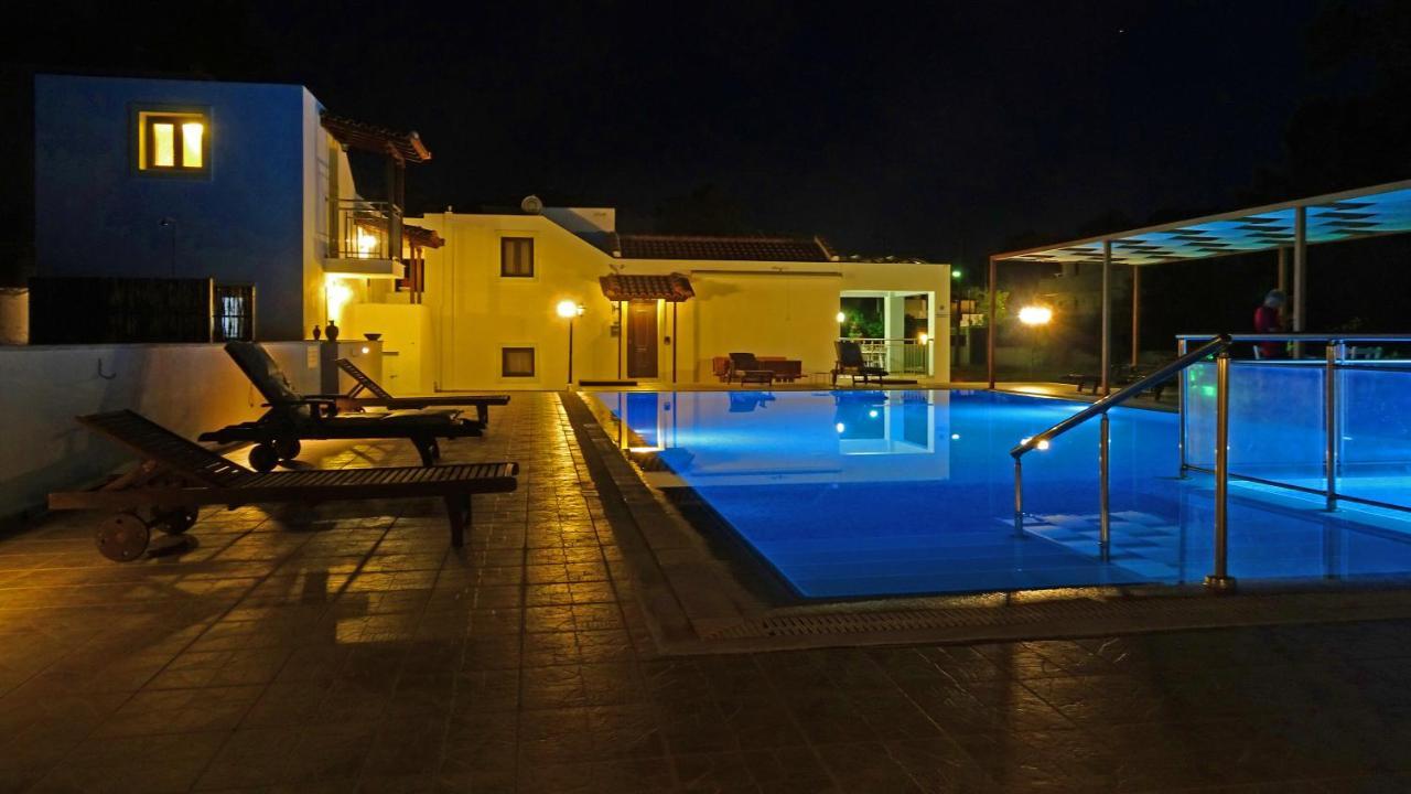 Parissis Eden Villas Skiathos Troulos Eksteriør billede