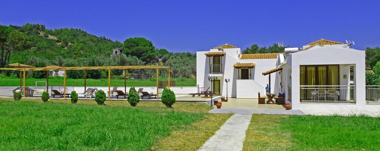 Parissis Eden Villas Skiathos Troulos Eksteriør billede