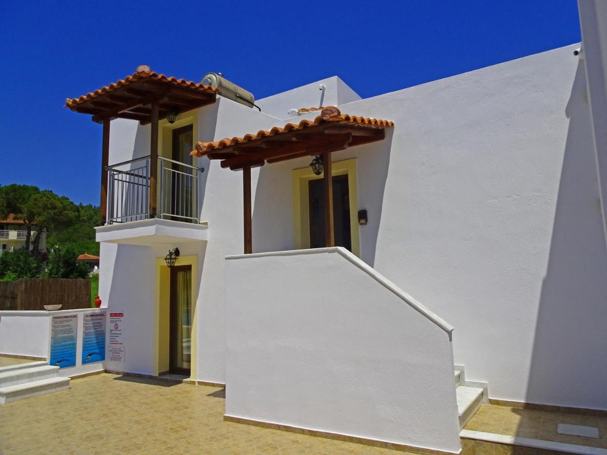 Parissis Eden Villas Skiathos Troulos Eksteriør billede